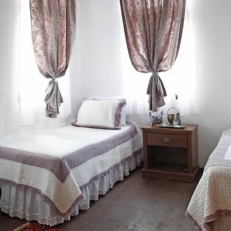 Marjolaine Hotel